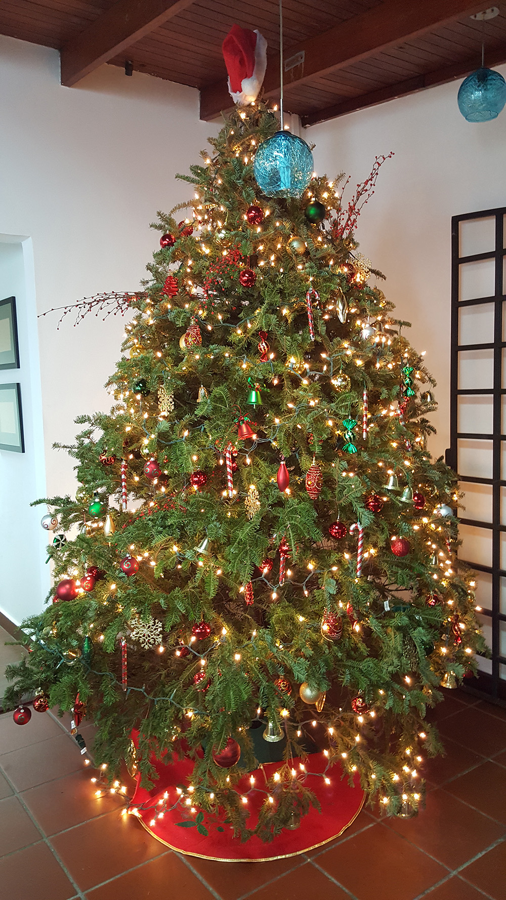 LIOS Christmas Tree