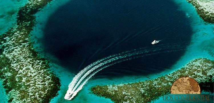 The great Blue Hole is one of the main attractions of Belize.