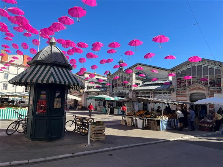 La Rochelle, France market