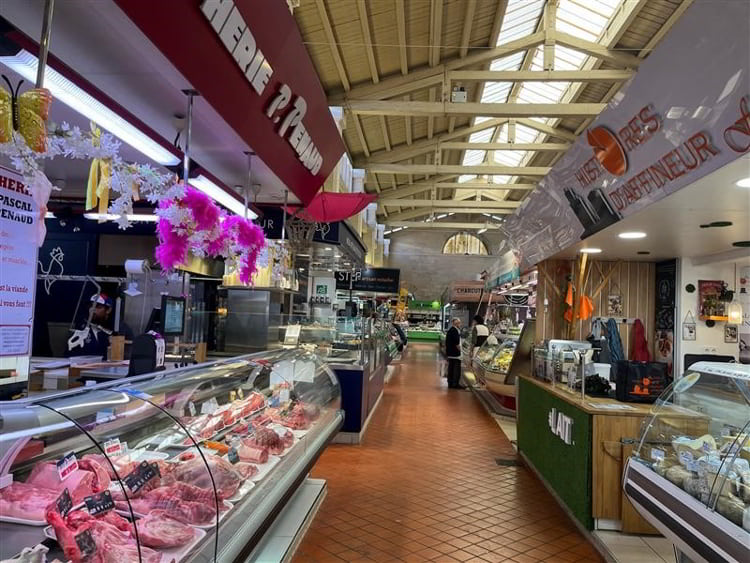 La Rochelle, France market