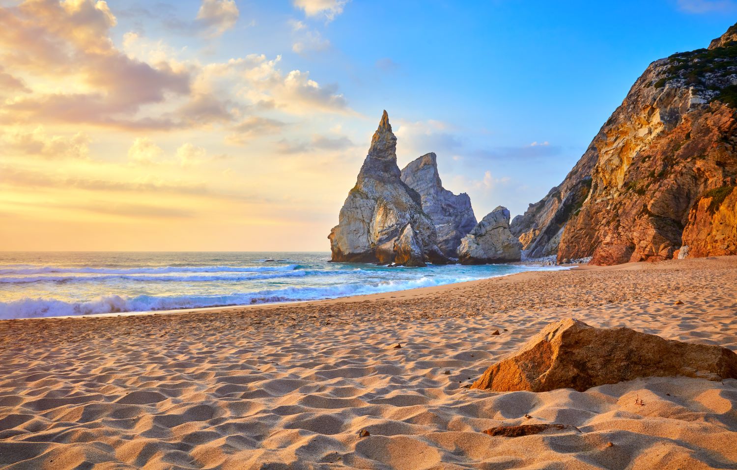 Hidden beaches in Portugal